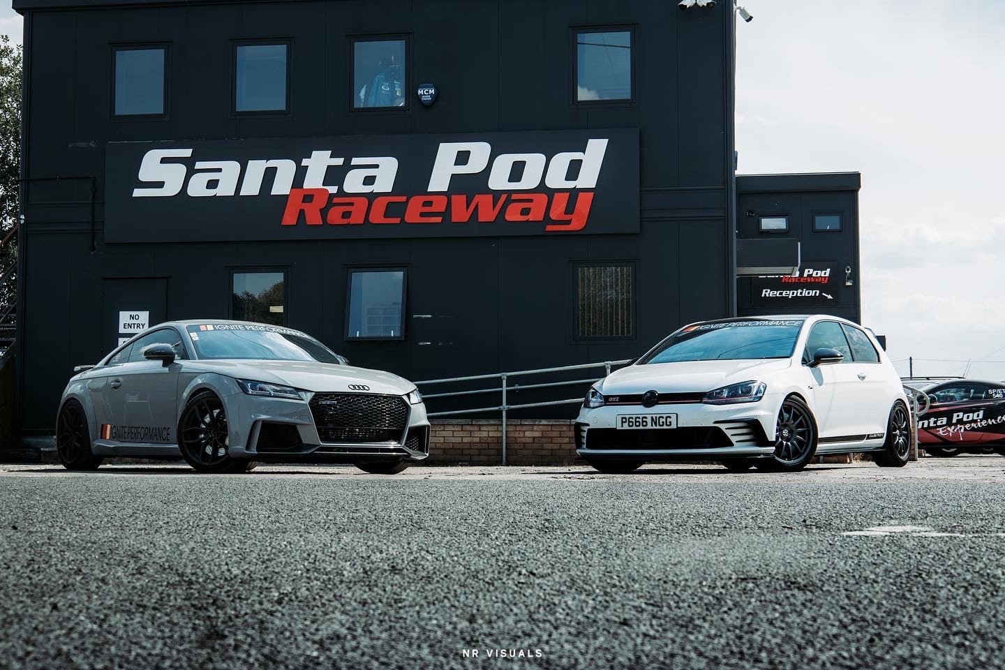 Ignite performance audi ttrs and vw golf gti clubsport at santa pod 