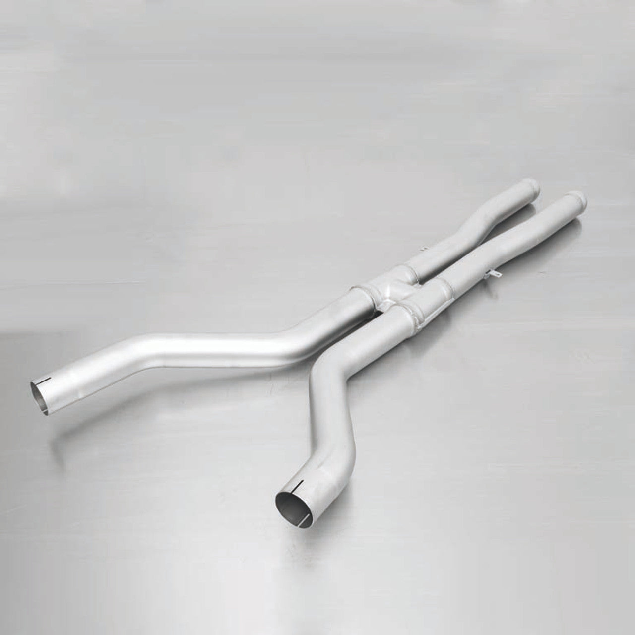 Remus Non-Resonated Cat back System Left/Right with 4 tail pipes @ 84 mm angled, rolled edge, chromed - 3 Series E90/E92/E93 M3 309 kW S65B40A 2007-