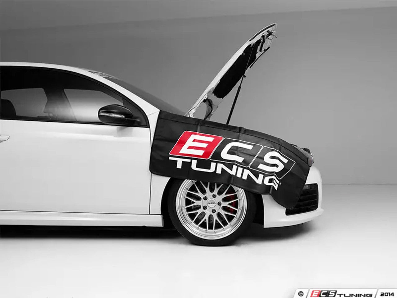 ECS Tuning Magnetic Wing